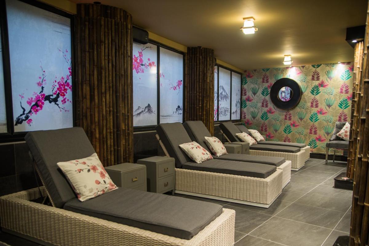 Holyrood Hotel - Leisure Centre & The Spa At Orchids Бундоран Екстериор снимка