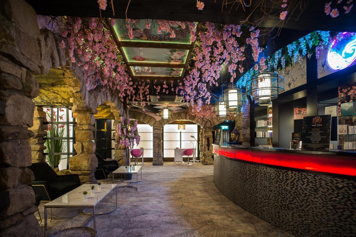 Holyrood Hotel - Leisure Centre & The Spa At Orchids Бундоран Екстериор снимка