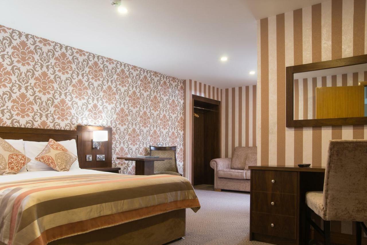 Holyrood Hotel - Leisure Centre & The Spa At Orchids Бундоран Екстериор снимка